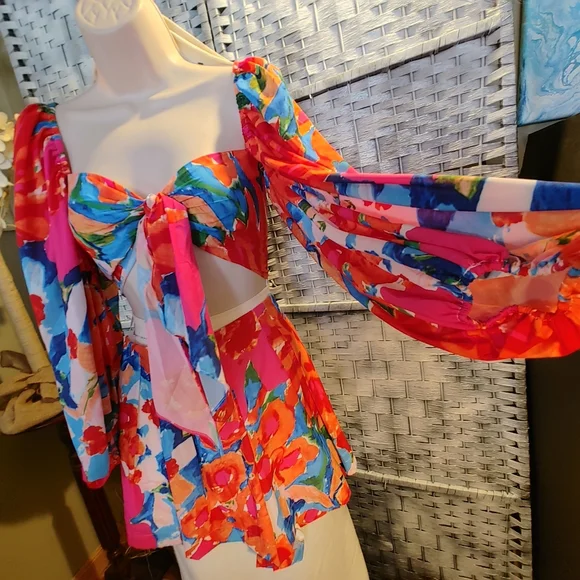 Luxxel Ladies 2 piece shorts set Size S Tie top Shorts skirt zips colorful New - Picture 2 of 12